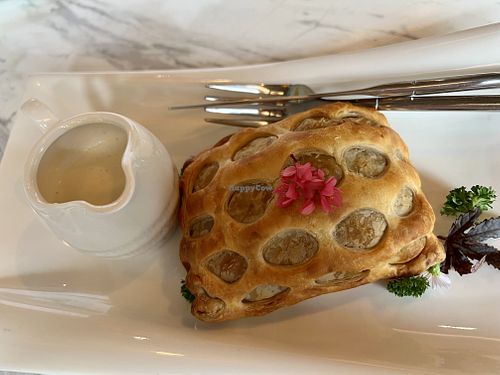 Wellington   at Tonklar Facai -  Ari Soi 1 in Bangkok