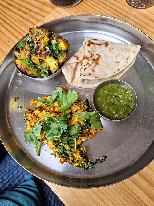 Indian breakfast at Momo Wholefood in Newcastle