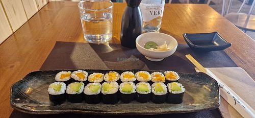 Makis d'alvocat i de mango. at Makisu in Sant Cugat Del Valles