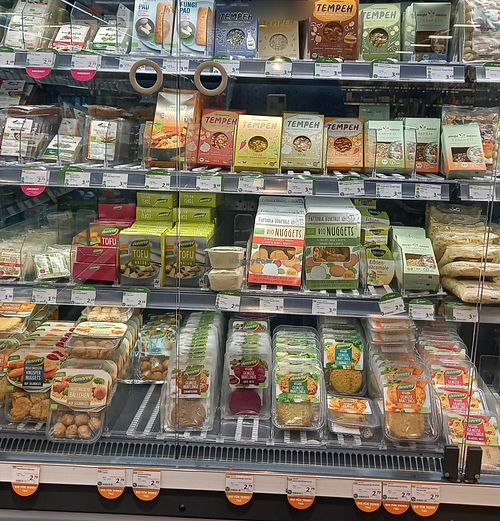 tofu, tempeh & co at denn's Biomarkt in Speyer