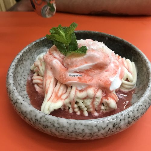 Ramen ice   at Beyond Ramen in Berlin