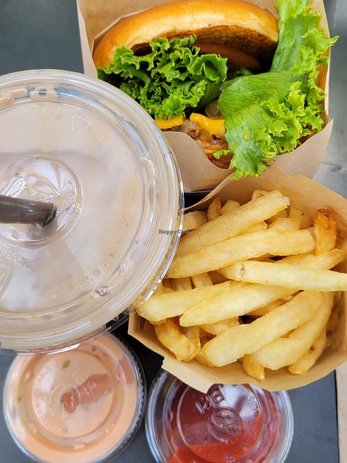 Single Burg'r meal at Hart House - Sepulveda in Los Angeles