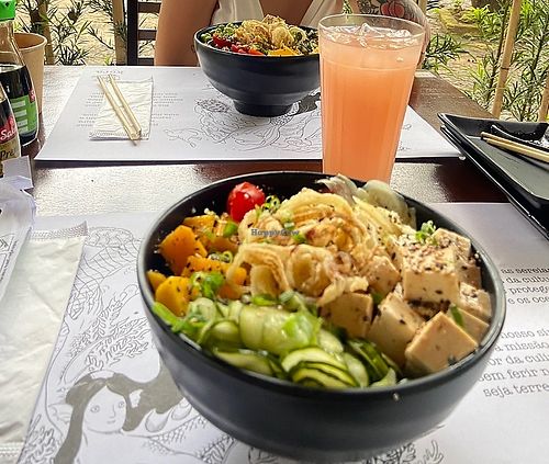 Poke bowl.  at We Can Veg It Asia in Campinas
