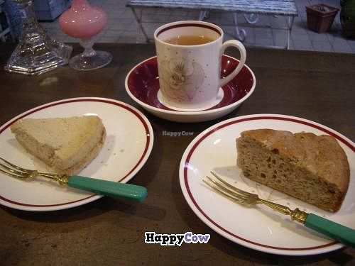 Tea time. at Salon de Nanadecor in Tokyo