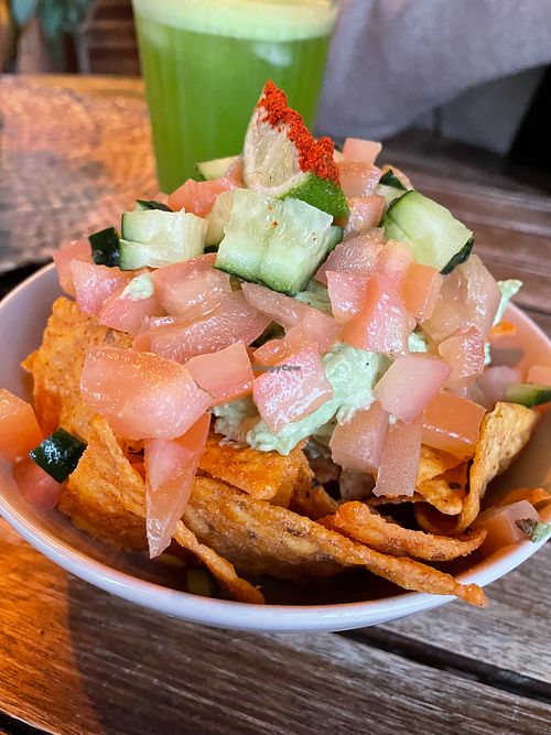 Guacamole and tortilha chips at Matcha Brunch in Carcavelos