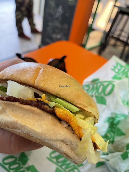 Smash Burger  at Oowee Vegan in Brighton