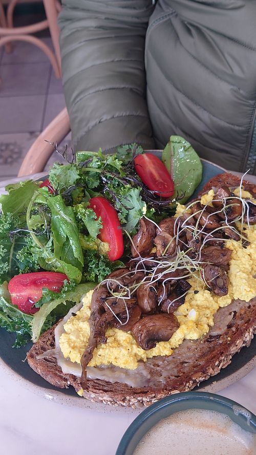 Tofu scramble at Holy Llama - Sintagma in Athens