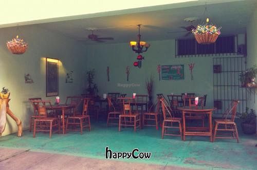 Seating at Jardin Verde in Santo Domingo