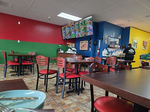 Interior at El Cantaro Vegan Taqueria in Sacramento