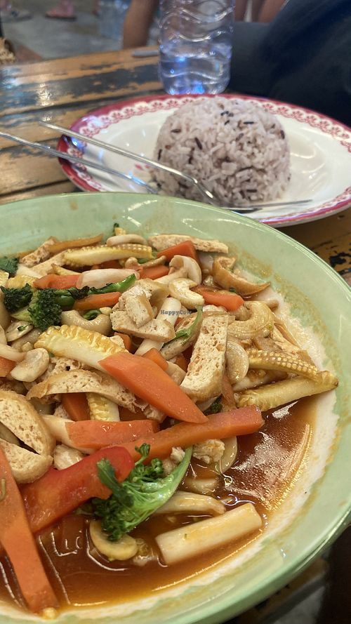 Cashew nut and tofu  at 17 Vegetarian Food Stall in Koh Phangan