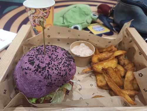 Cherry bomb at Flower Burger - Muratori in Milan