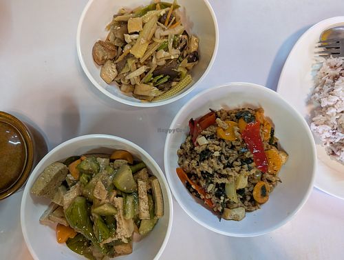 Too much food at Zing Zing Che - ชิ้งชิงเจ in Udon Thani