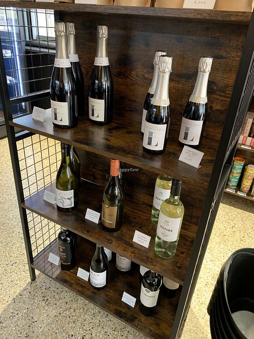 Vegan wines   at L'arche À L'eau in Reims