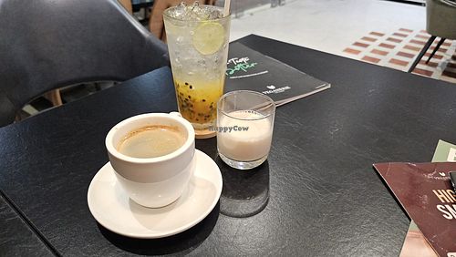 Drinks at Veganerie - Kingkeaw in Bangkok