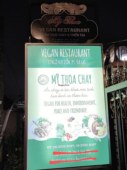 Open daily, 7am to 8pm at Mỹ Thoa Chay in Da Lat