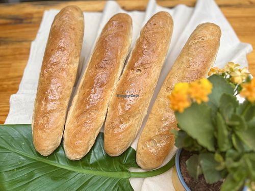 homemade rye barguete, many health benefit for bread lovers at Loving Hut Diệp Lâm Vegan in Ho Chi Minh City