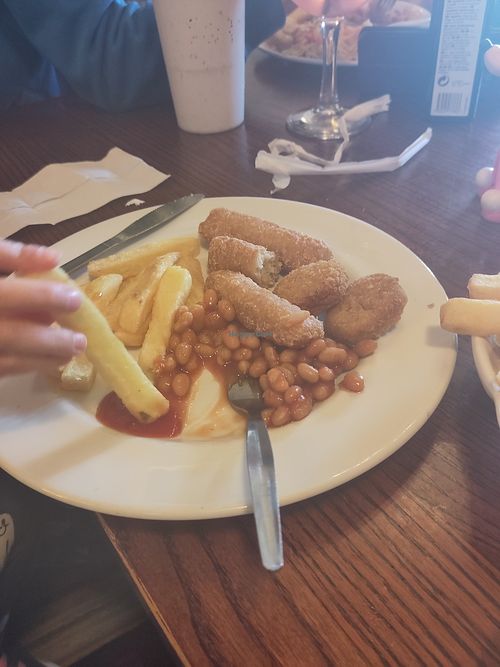 kids meal at Hungry Horse - Bees Knees in Leicester