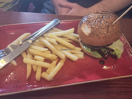 burger at Hungry Horse - Bees Knees in Leicester