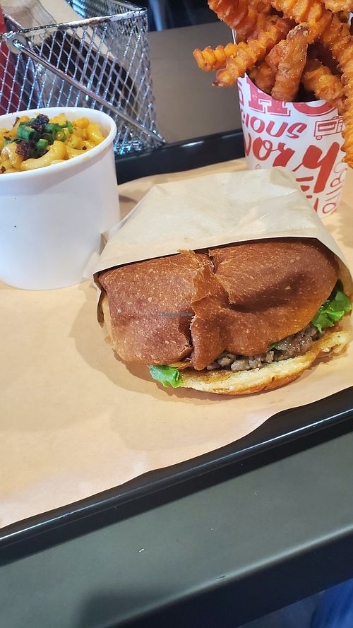 Mac and Cheese, Paradise Burger and Sweet Potato Fries at UNiQ Burger in Scottsdale