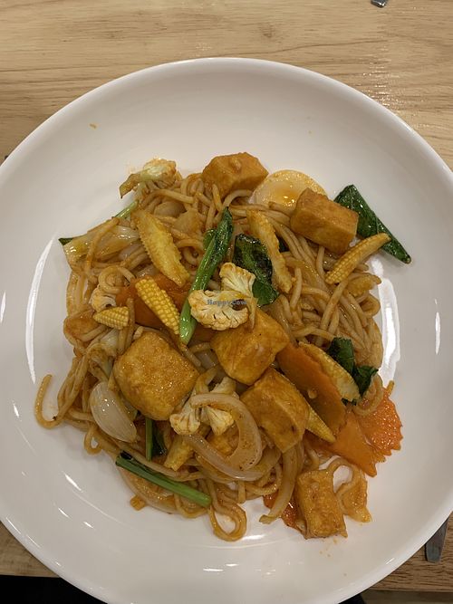 Vegan noodles with tomato sauce and tofu  at Chaba in Bangkok