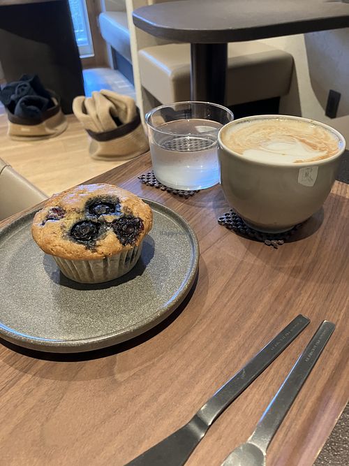Blueberry muffin (gf) and caramel latte   at Cafe Tarot - カフェタロ in Tokyo