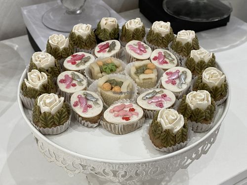 The miniature cakes are like works of art. All vegan 🌱   at Les Caprices de Pauline in Grasse