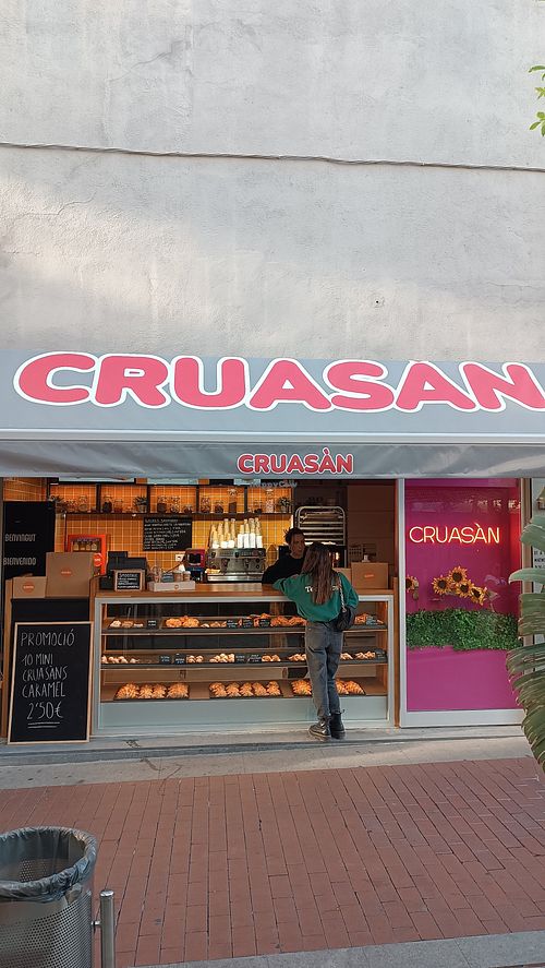 Los cruasanes caramelo de la oferta también son veganos at Cruasan in Terrassa