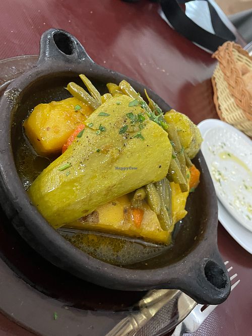 Vegetable tangie at Restaurant Ahlen in Tangier