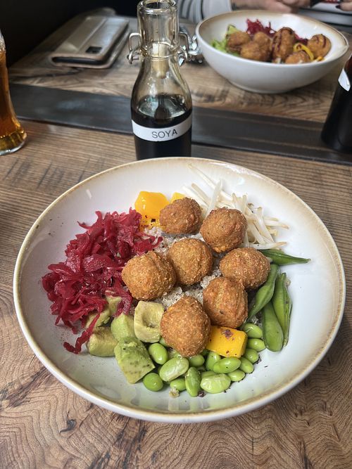 Poke Bowl Falafel   at Le 7 by Juliette in Durbuy