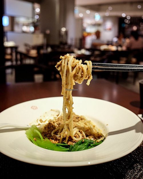 Dandan noodles at Meimen SJT 梅門 in Taipei