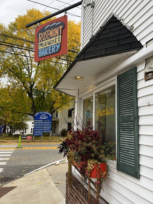 Rosemont Market & Bakery Yarmouth Maine Health Store HappyCow