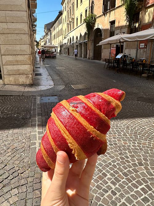 raspberry croissant at Pasticceria Flego in Verona