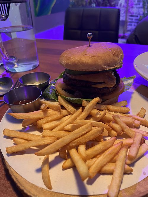 Chipotle burger   at Avec in Jeju