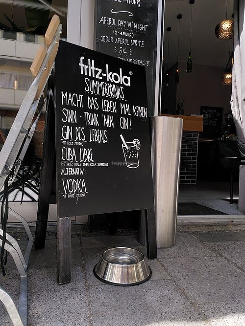 Dog friendly! ♥️🐕‍🦺 at Emmi's Kitchen - Schwabing in Munich