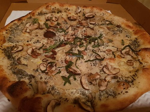 Truffle in paradise 14" pizza #Veganuary at I Scream For Pizza in Newcastle Upon Tyne