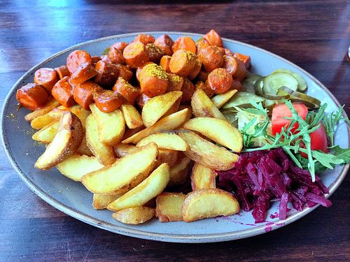 Vegan curry wurst at Plevna in Tampere