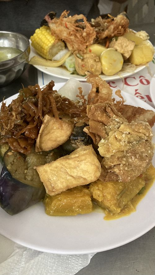 Round 2  at Quan Com Chay in Ho Chi Minh City