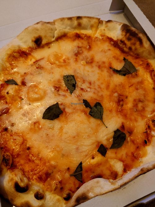 Base with garlic 🧄 at Duksa in Zagreb