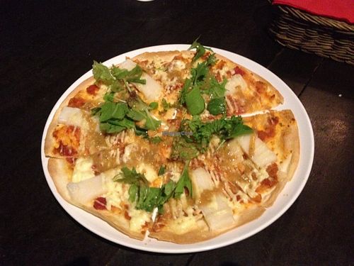Vegan cheese pizza ( thin crust ) ￥1.200  at Matsuontoko Cafe in Kyoto
