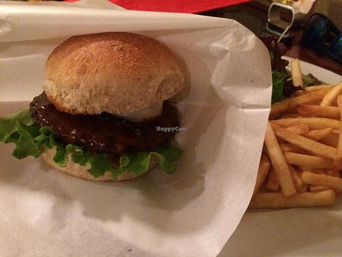 Grilled veggie burger and fries at Matsuontoko Cafe in Kyoto