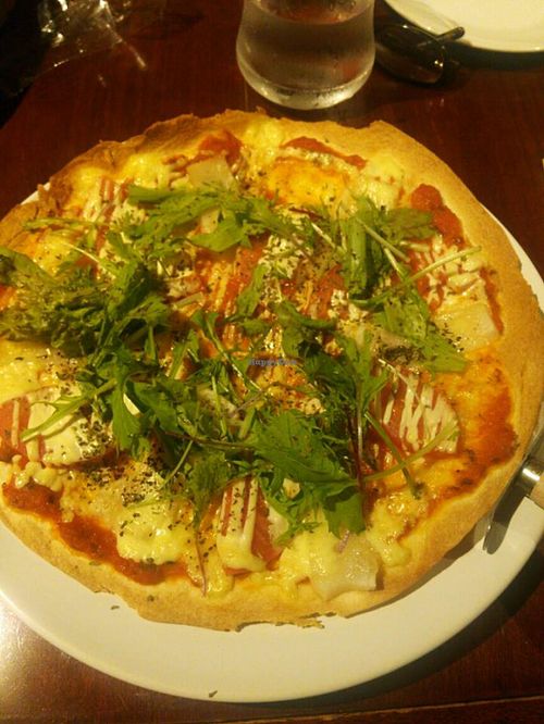 Margherita pizza at Matsuontoko Cafe in Kyoto