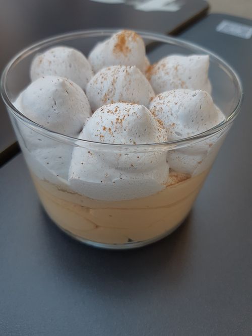 Dessert / Suspiro de limeña at Los Andenes Vegan - Puerta de Toledo in Madrid