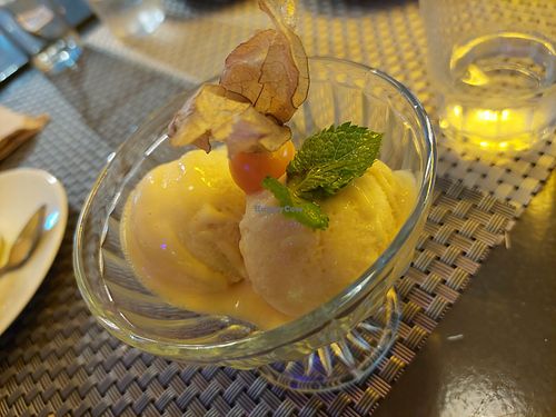 Dessert / Mango ice cream at Los Andenes Vegan - Puerta de Toledo in Madrid