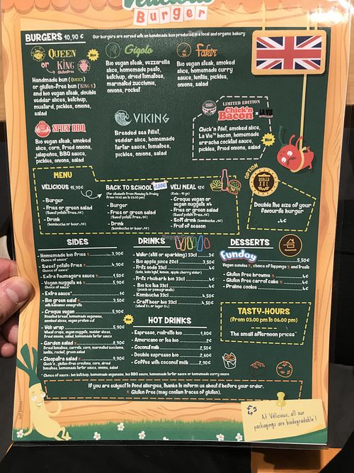 English menue  at Vélicious Burger in Colmar