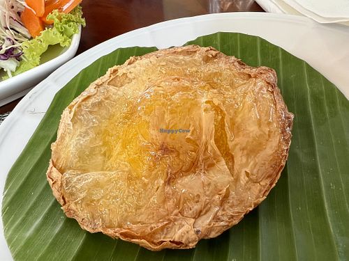 Vegan fried egg  at Ruan Mae Lui Vegetarian เรือนแม่หลุยมังสวิรัติ in Bangkok