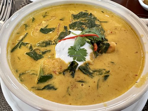 Betel leaves curry with vegan crab  at Ruan Mae Lui Vegetarian เรือนแม่หลุยมังสวิรัติ in Bangkok