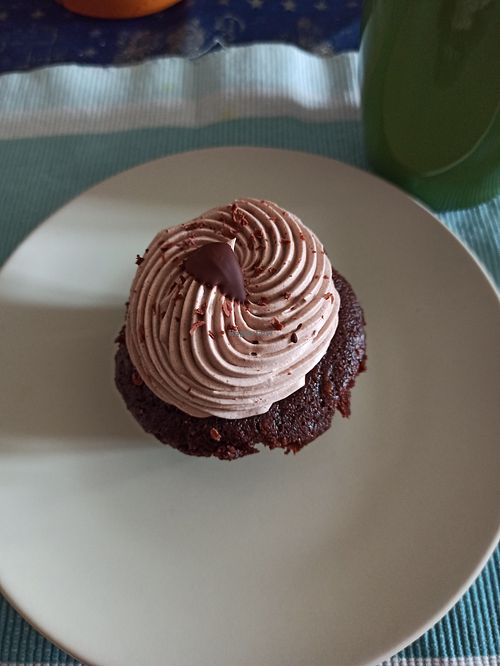 Veganer Double Chocolate-Cupcake at Cupcakery in Regensburg