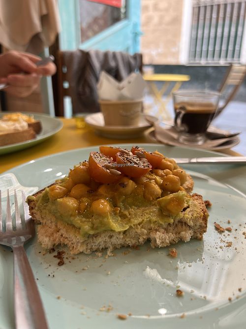 Vegan toast with guacamole, chickpeas, and tomato’s    at Pan de Limón in Cadiz