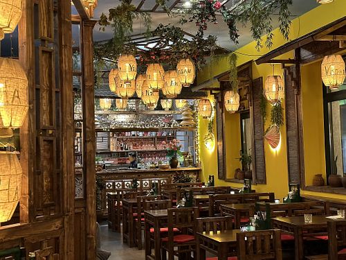 inside  at Hanoi Vegan & Heinenhof in Cologne