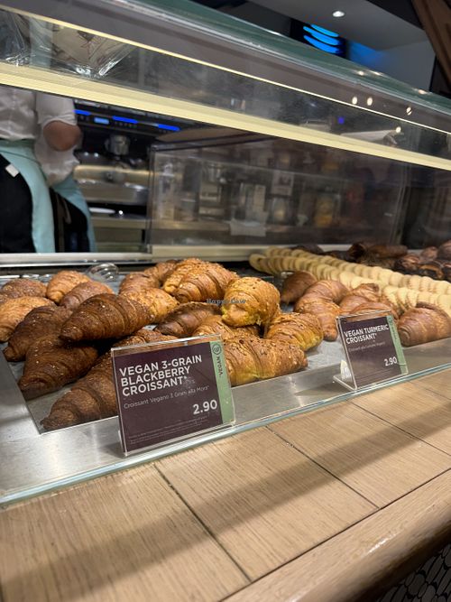 These were incredible, esp. the blackberry!!  at VCE - Natoo in Venice